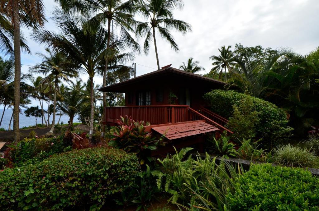 The Bali House And Cottage At Kehena Beach Hawaii Room photo